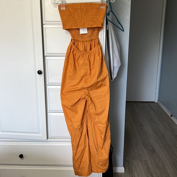 NWT. Anthropologie smocked strapless jumper - Picture 2 of 3